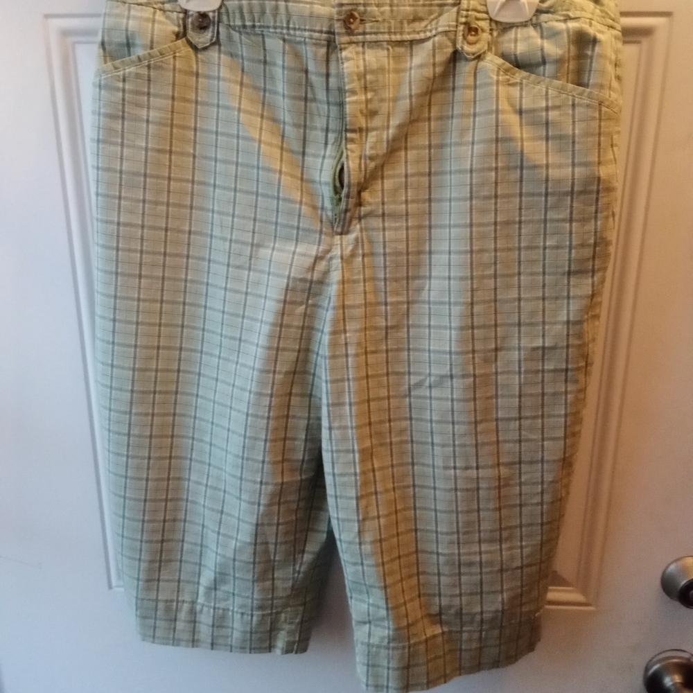 White Stag Women's 2XL Plaid Shorts